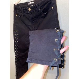 🖤🇺🇸🖤Lace-Up Good Legs!🖤🇺🇸🖤